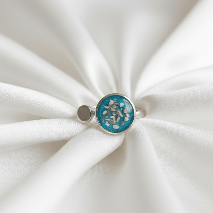 Adjustable Double Circle Memorial Ashes Ring - Nicky Robin Memorial Jewellery