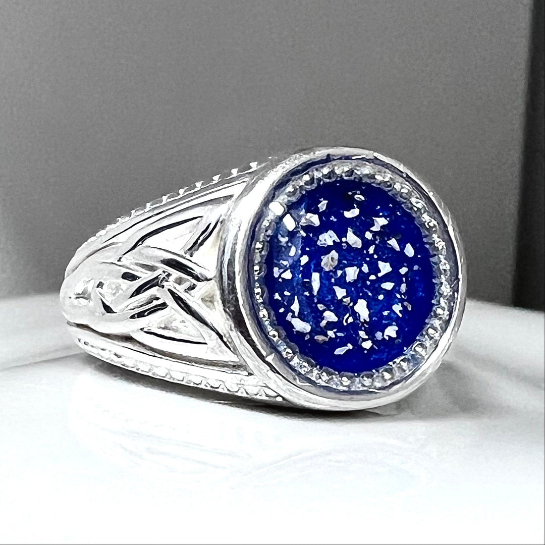 Mens Celtic Round Memorial Ashes Ring - Nicky Robin Memorial Jewellery