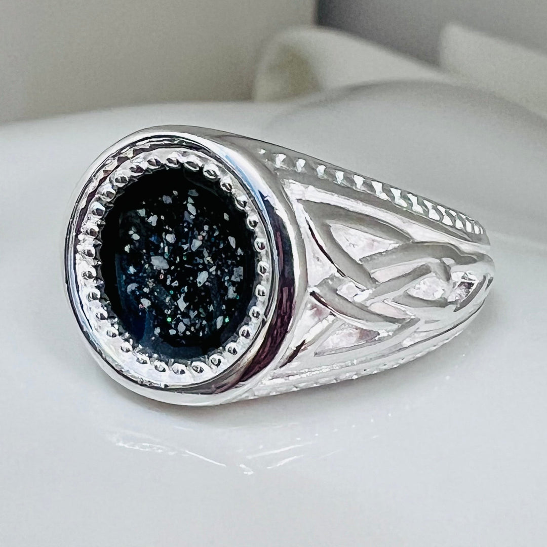 Mens Celtic Round Memorial Ashes Ring - Nicky Robin Memorial Jewellery