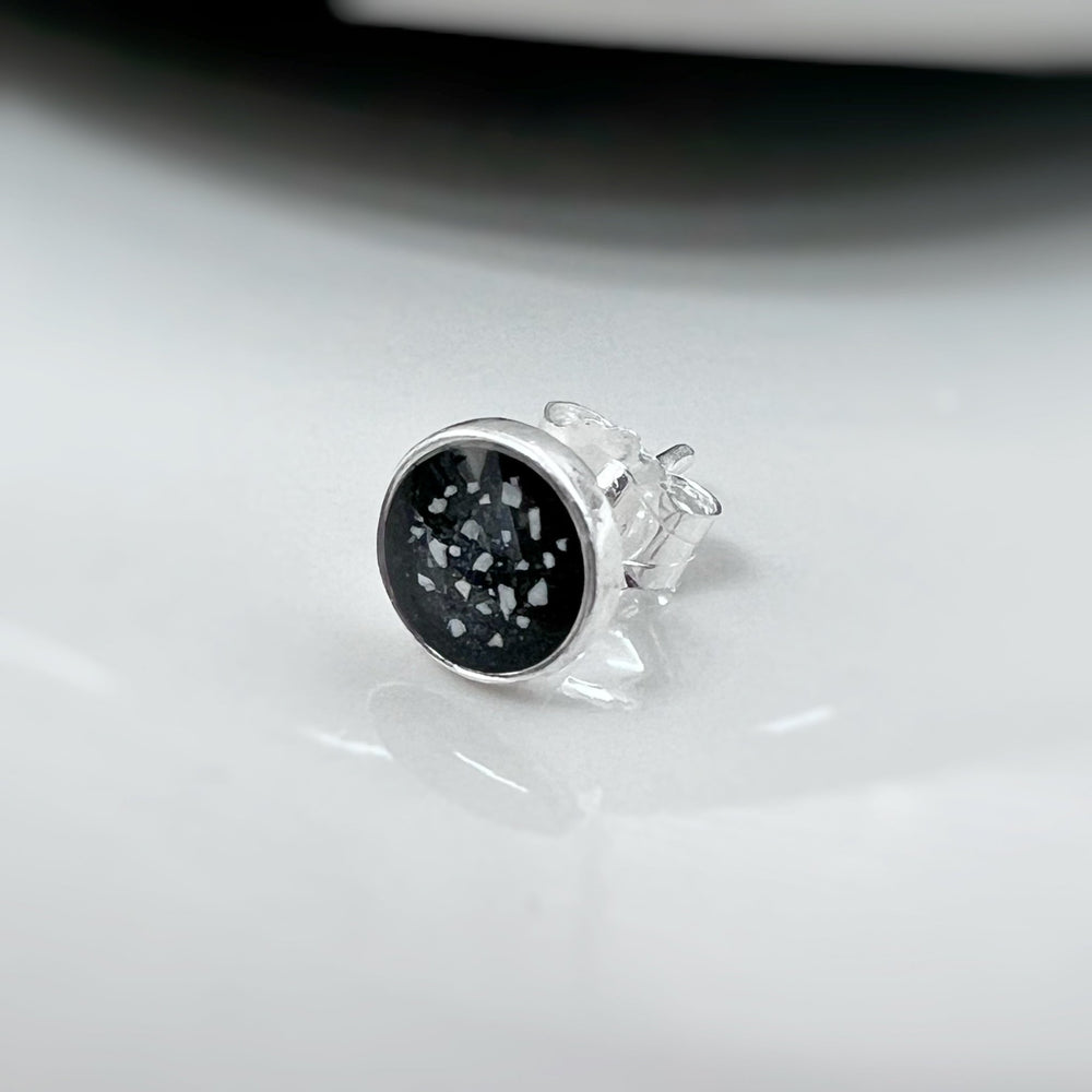 Single Round Stud Ashes Earring - Nicky Robin Memorial Jewellery