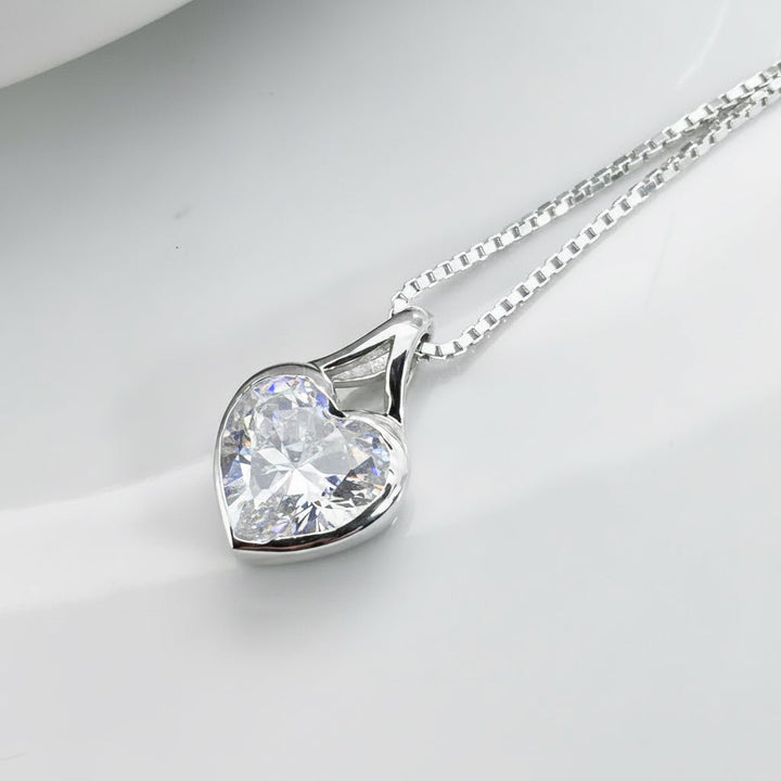 The Elegance Heart Solitaire Ashes Memorial Necklace - Nicky Robin Memorial Jewellery