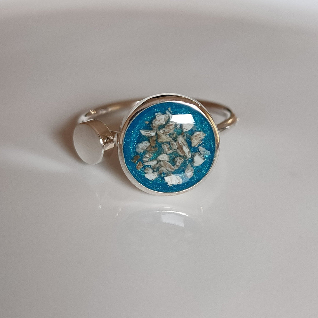 Adjustable Double Circle Memorial Ashes Ring - Nicky Robin Memorial Jewellery